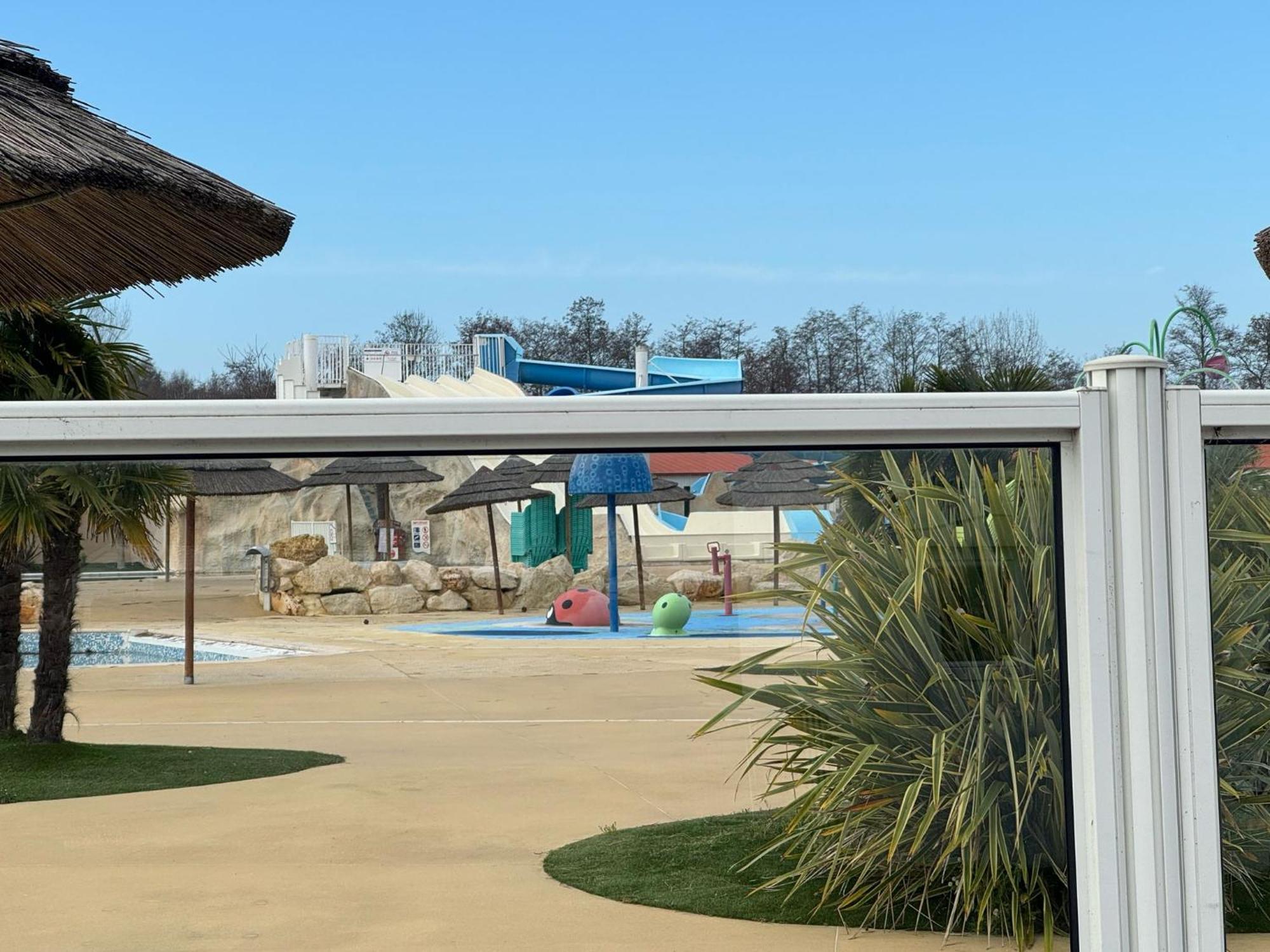 Campingplatz Mobil-homes Les Charmettes 4 Etoiles