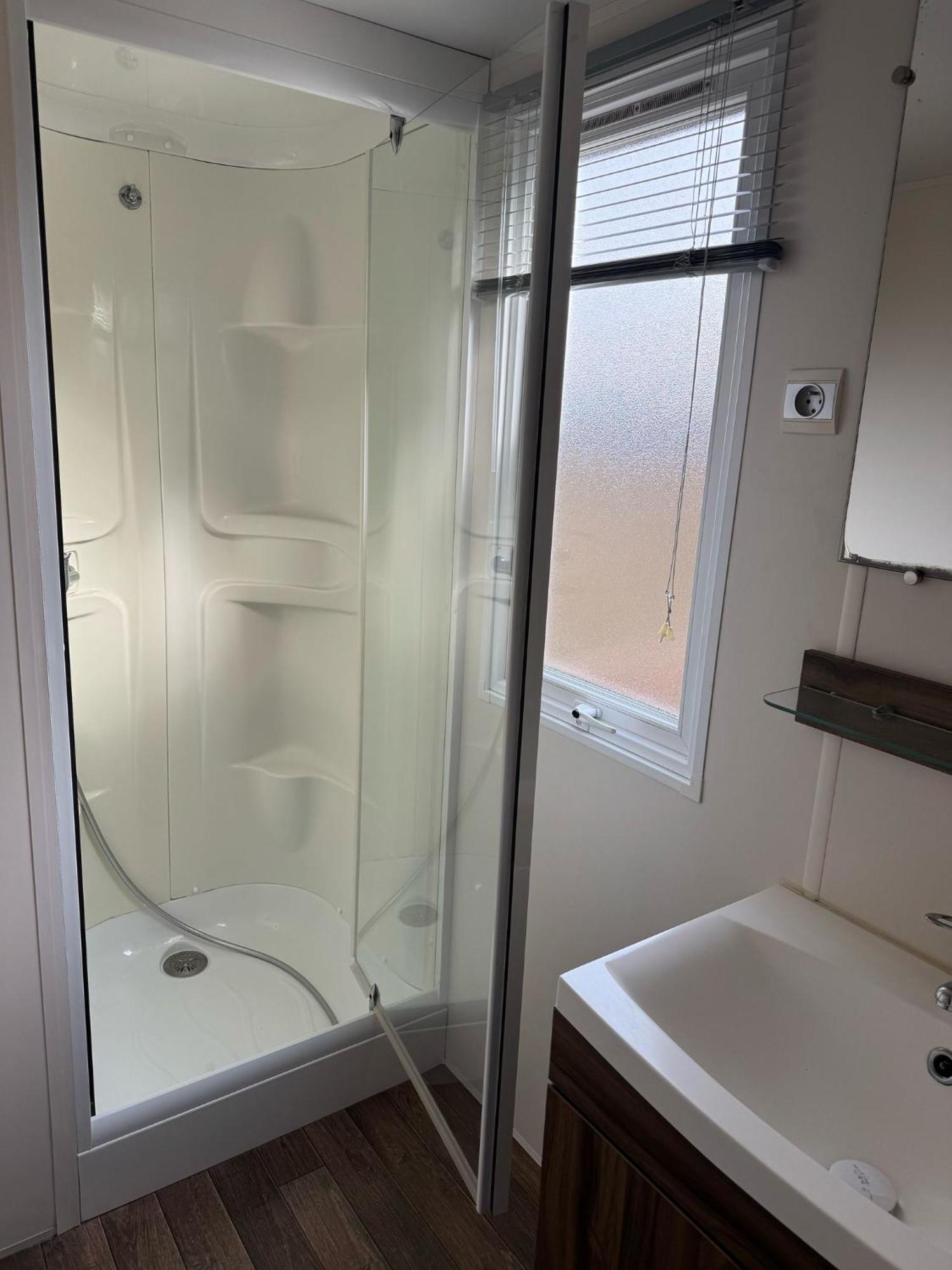 Mobil-homes Les Charmettes 4 Etoiles Campingplatz